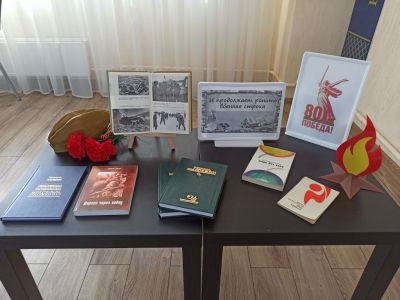 Порохом пропахнувшие строки