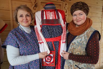 Коллекция народных костюмов проекта «Поэзия рязанского женского народного костюма» продолжает пополняться